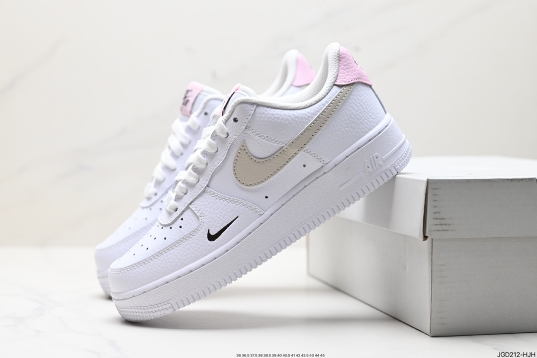 Nike Air Force 1 Shoes